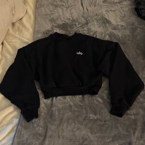 ALO Yoga Dark Cropped Sweatshirt